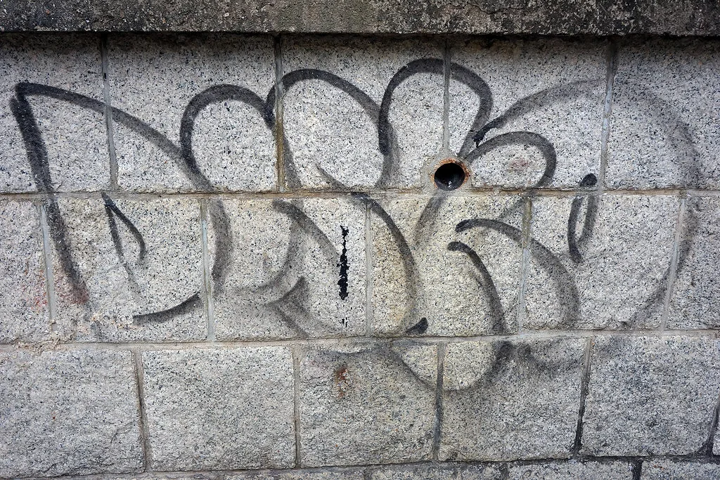 Disko 02- HK Street Art & Graffiti: Around Kowloon Tong 42 Disko 02- HK Street Art & Graffiti: Around Kowloon Tong