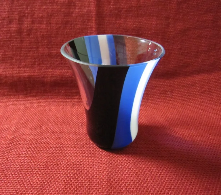 ダンディなグラス（ブルー）A