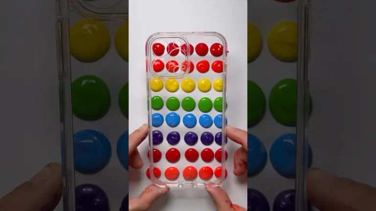 Satisfying Phone Case with Rainbow Colors! 🌈 #visualart #art #diy 2 Satisfying Phone Case with Rainbow Colors! 🌈 #visualart #art #diy
